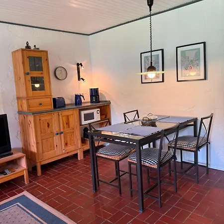 Casa de Férias Strandhaus Schrbtz *