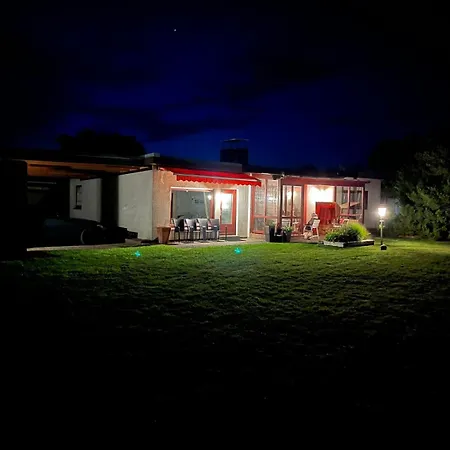 Casa de Férias Strandhaus Schrbtz *